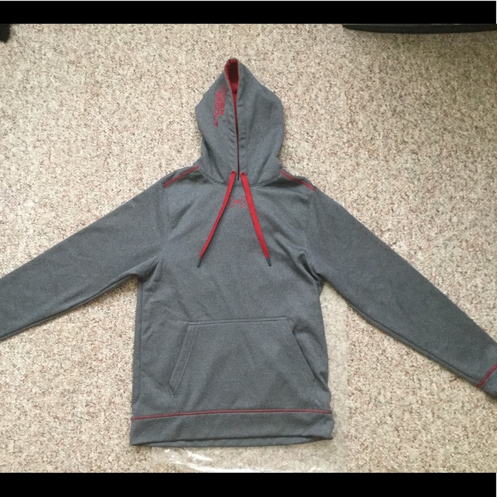 Men’s Under Armour fleece hoodie sweatshirt